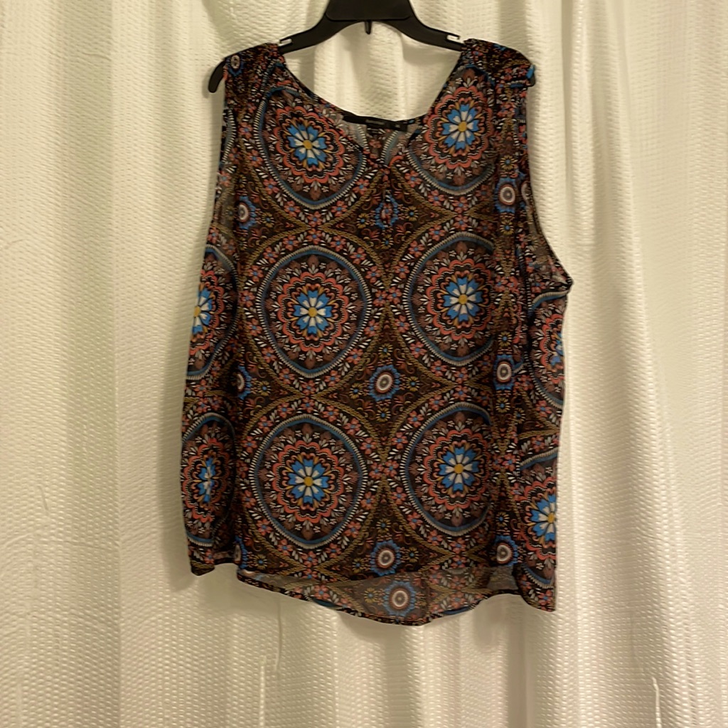 Fun 2 Fun Medallion Top